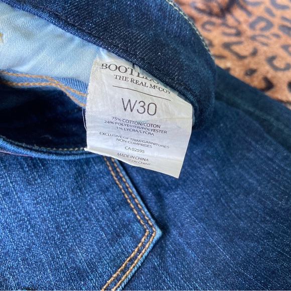 Bootlegger Blue Jean Denim Mini Skirt Dark Wash Frayed Y2K Size 30 - Picture 3 of 6